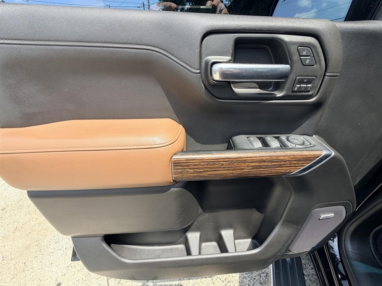 Chevrolet Silverado 1500 High Country Crew Cab 4WD 2019