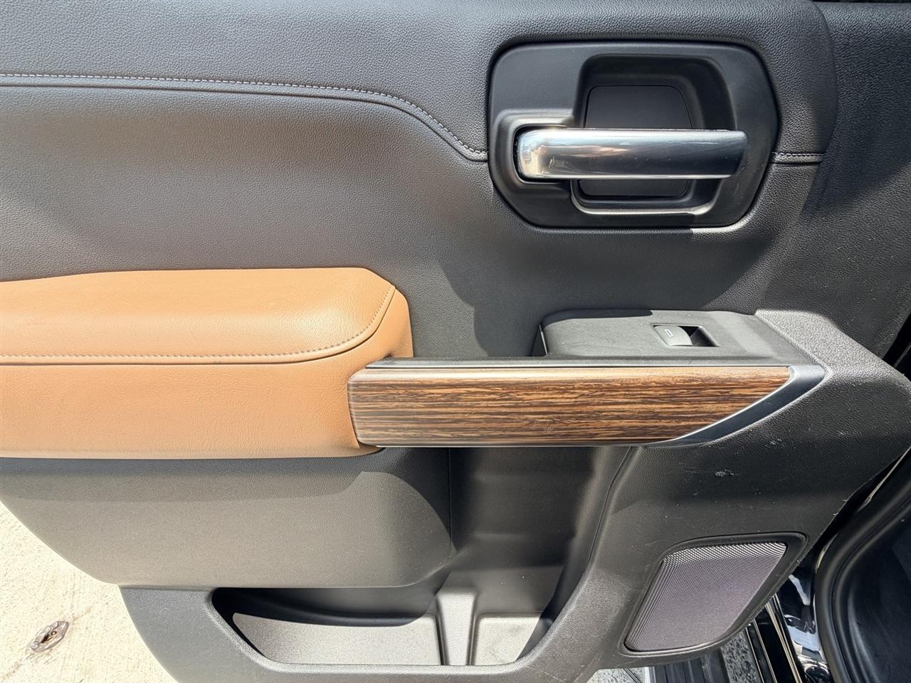 Chevrolet Silverado 1500 High Country Crew Cab 4WD 2019