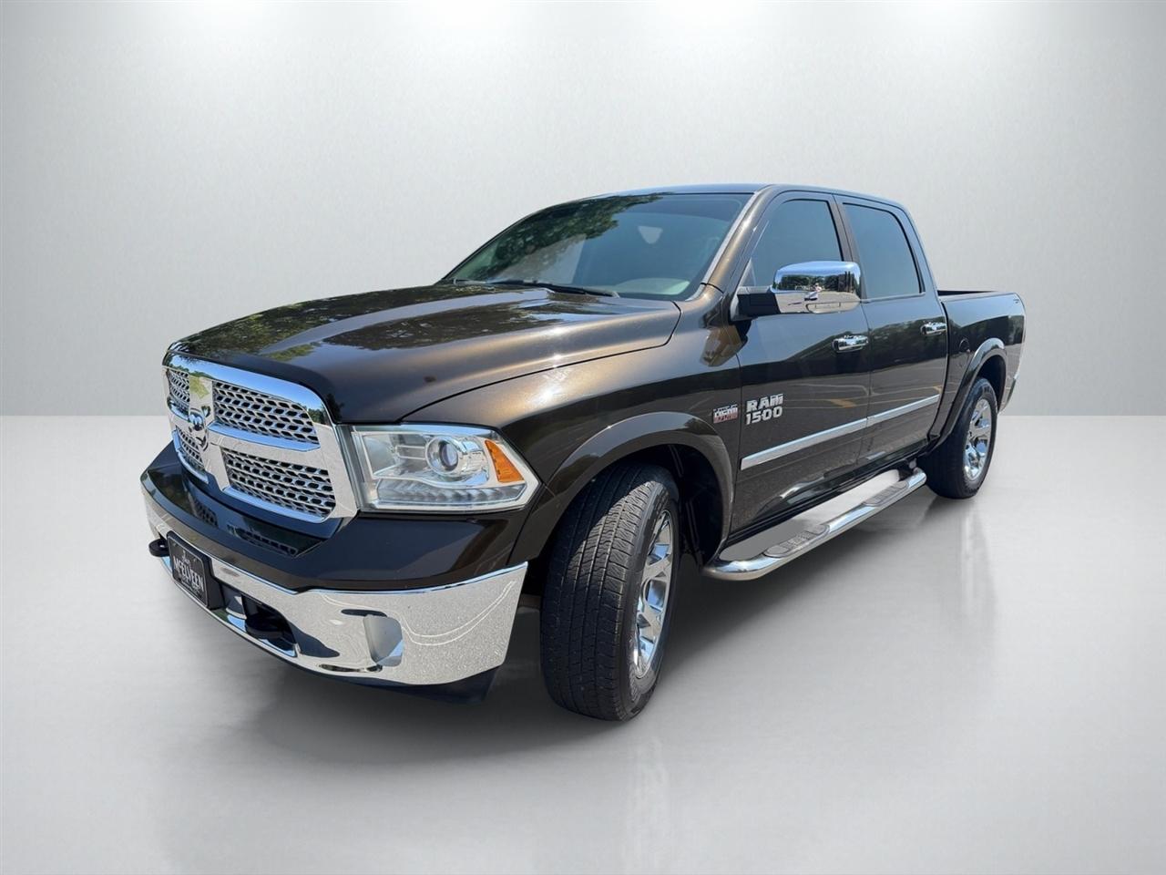 RAM 1500 Laramie Crew Cab 2014