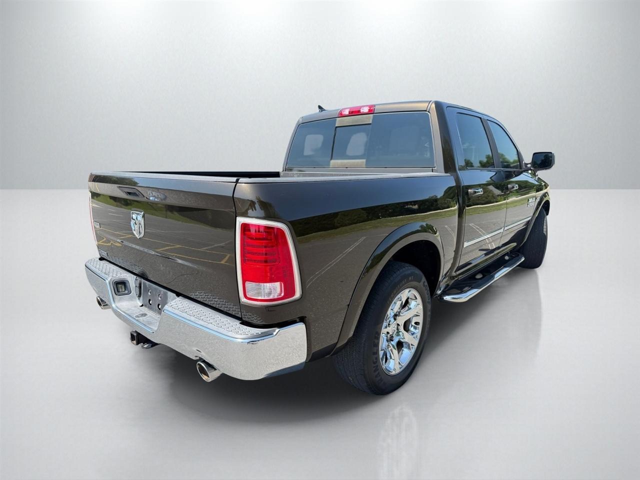 RAM 1500 Laramie Crew Cab 2014