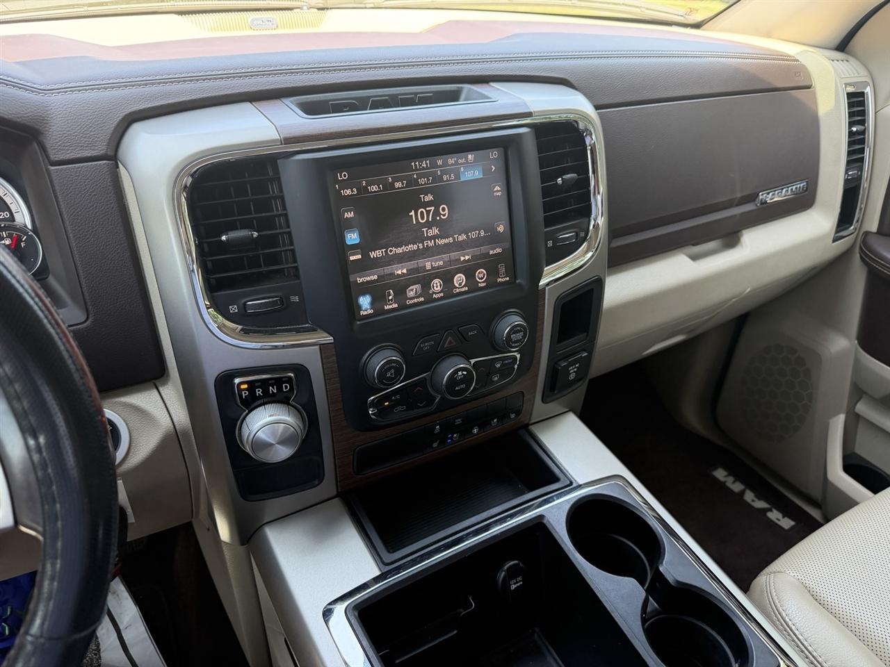 RAM 1500 Laramie Crew Cab 2014