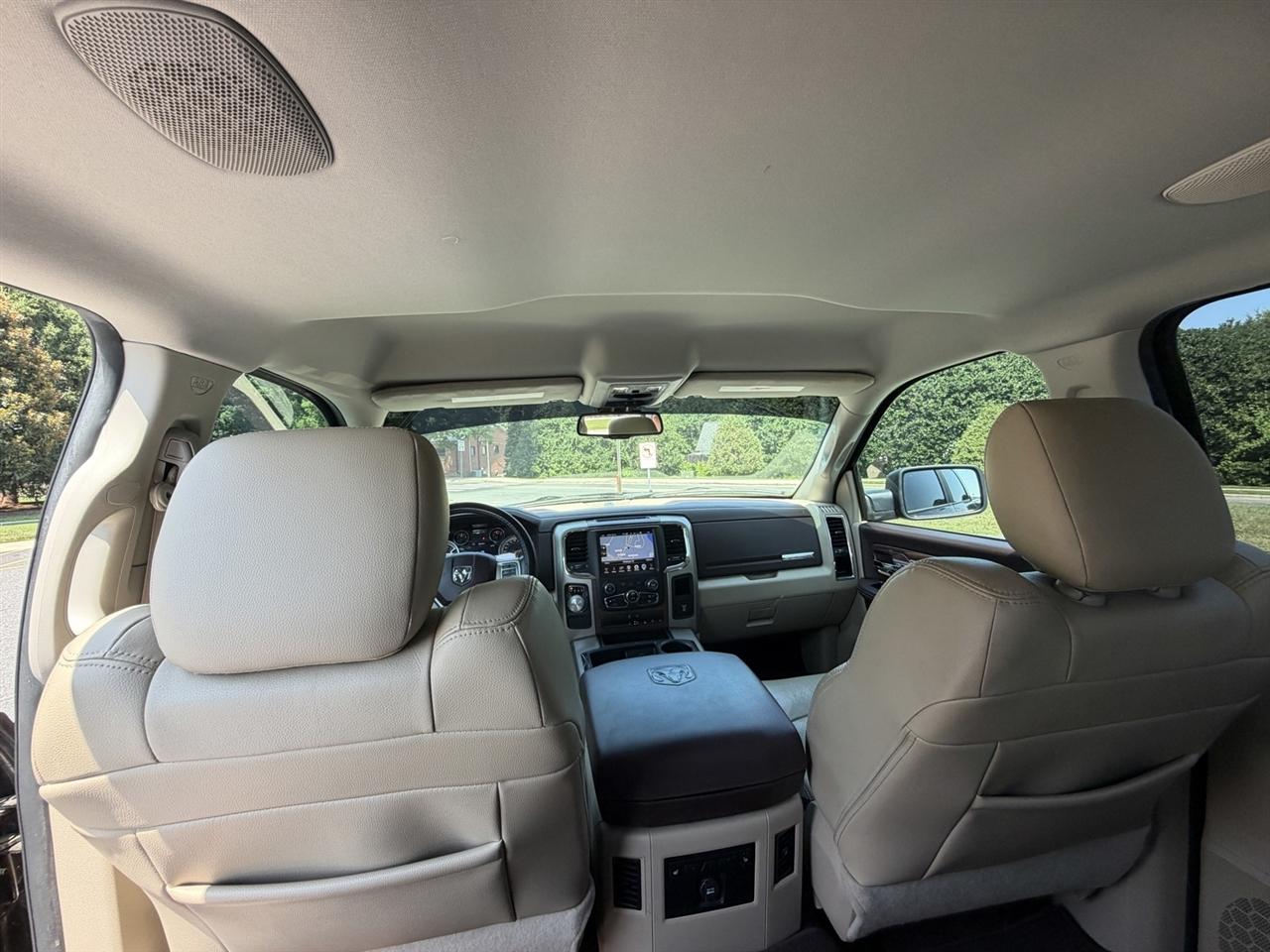 RAM 1500 Laramie Crew Cab 2014