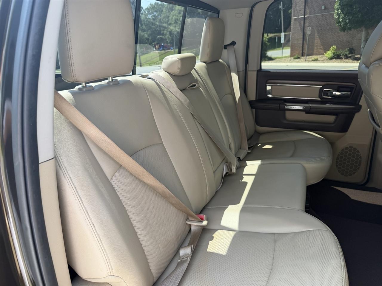 RAM 1500 Laramie Crew Cab 2014