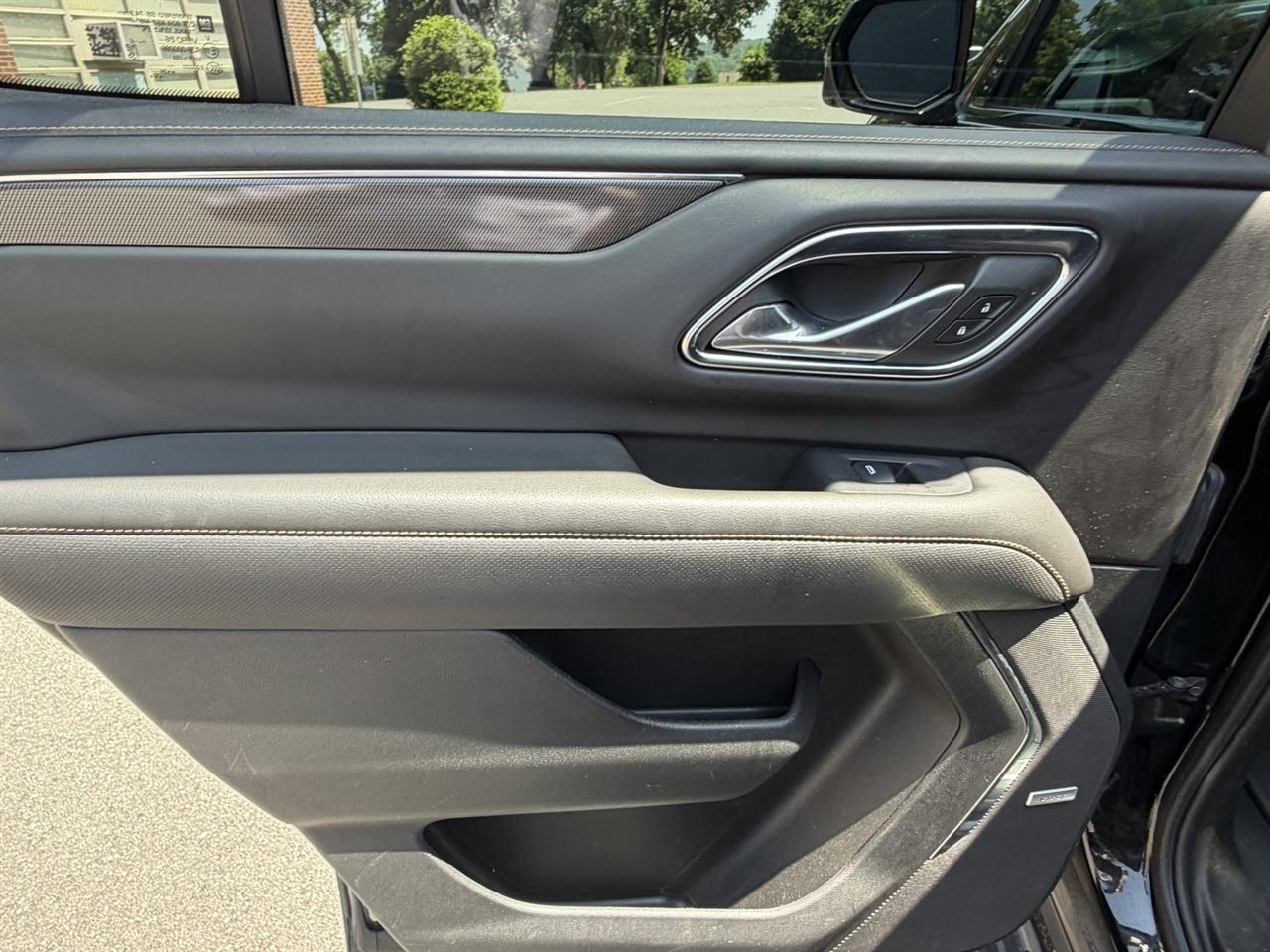 GMC Yukon AT4 4WD 2024