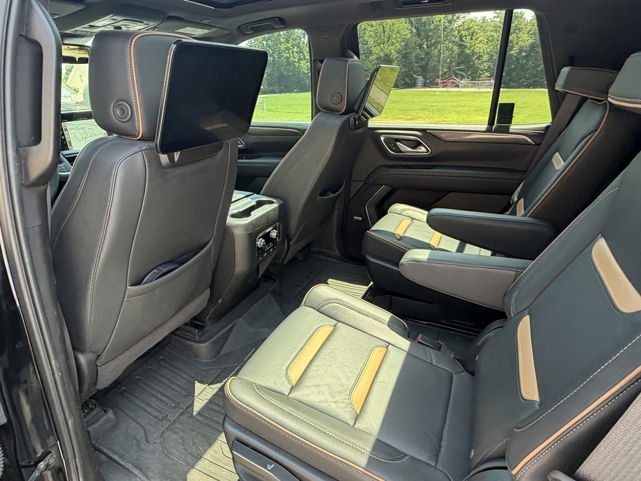 GMC Yukon AT4 4WD 2024
