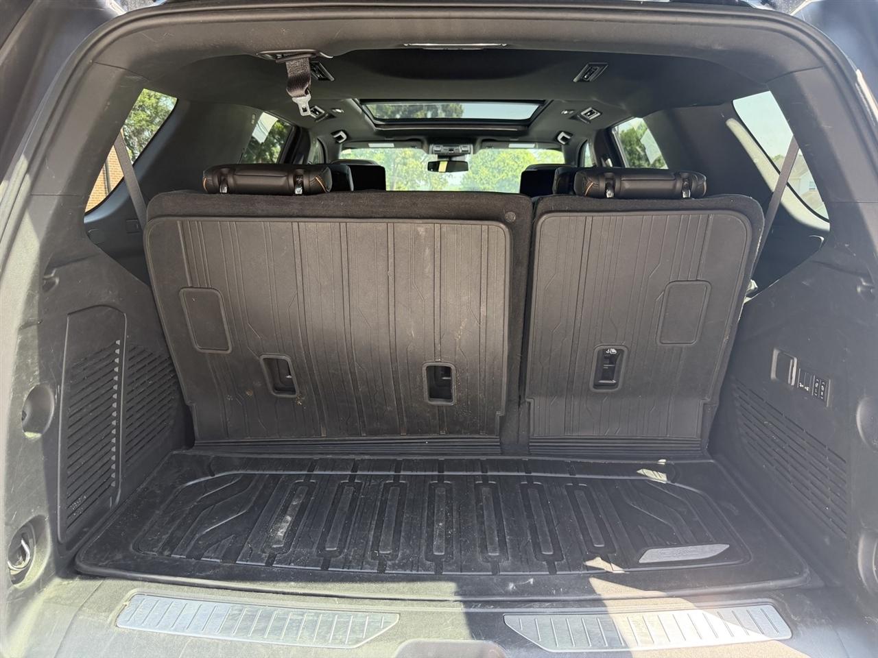 GMC Yukon AT4 4WD 2024