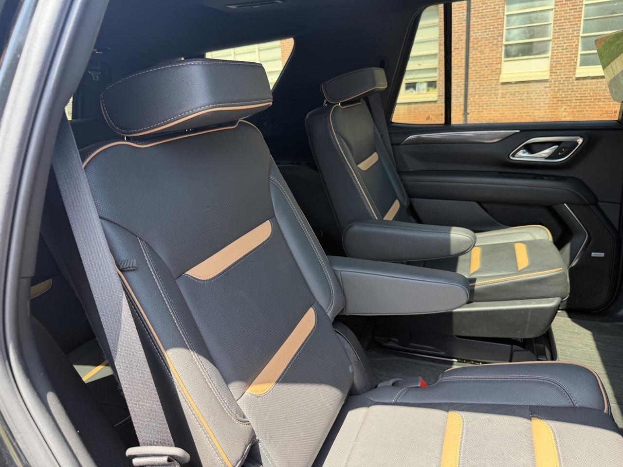GMC Yukon AT4 4WD 2024