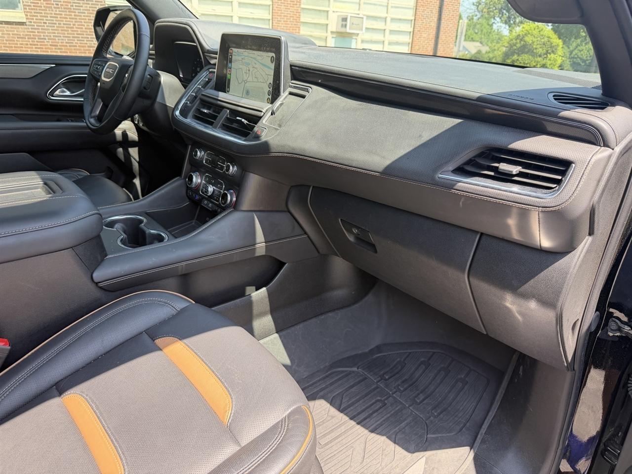 GMC Yukon AT4 4WD 2024
