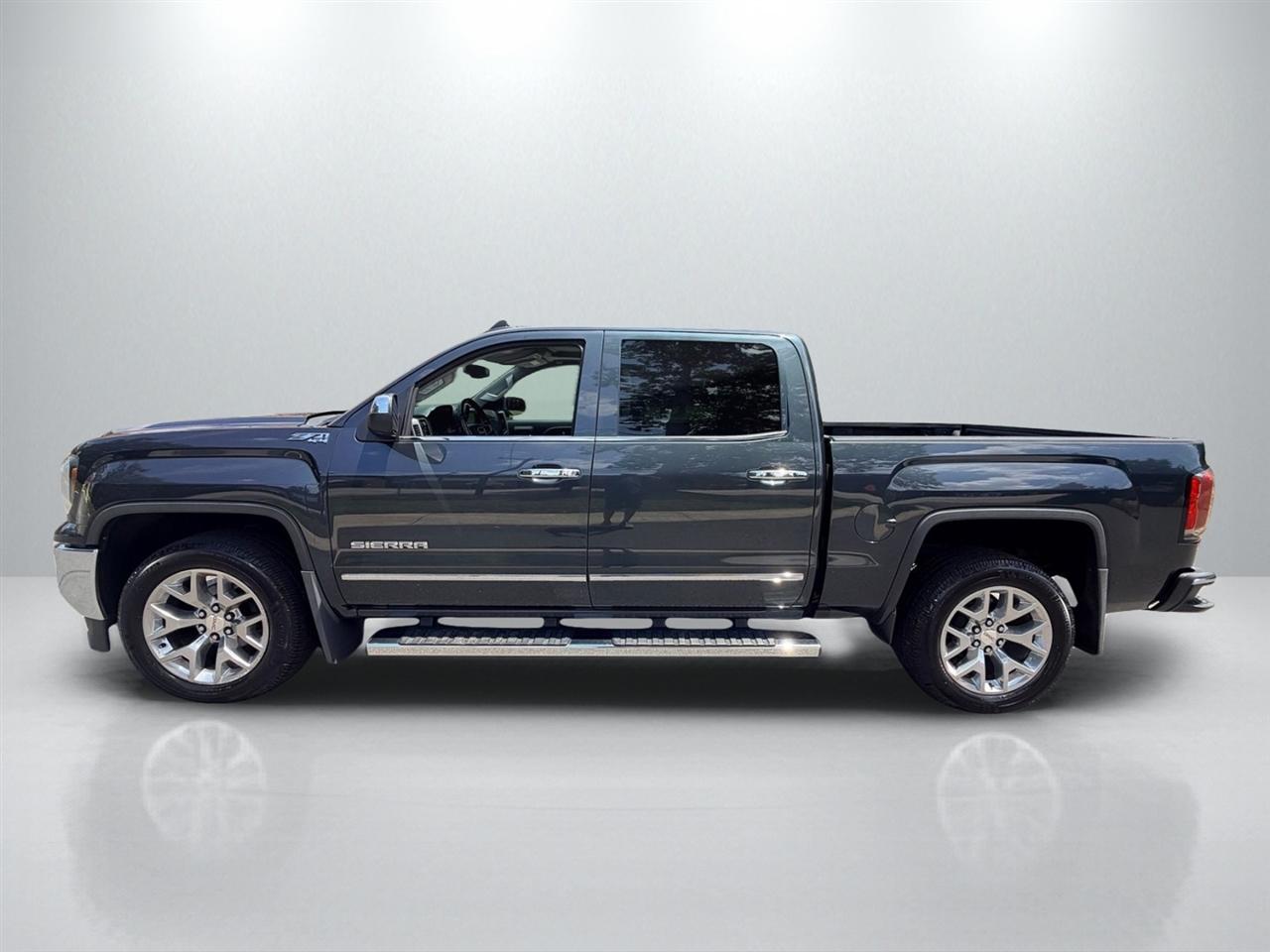 GMC Sierra 1500 SLT Crew Cab Short Box 4WD 2018