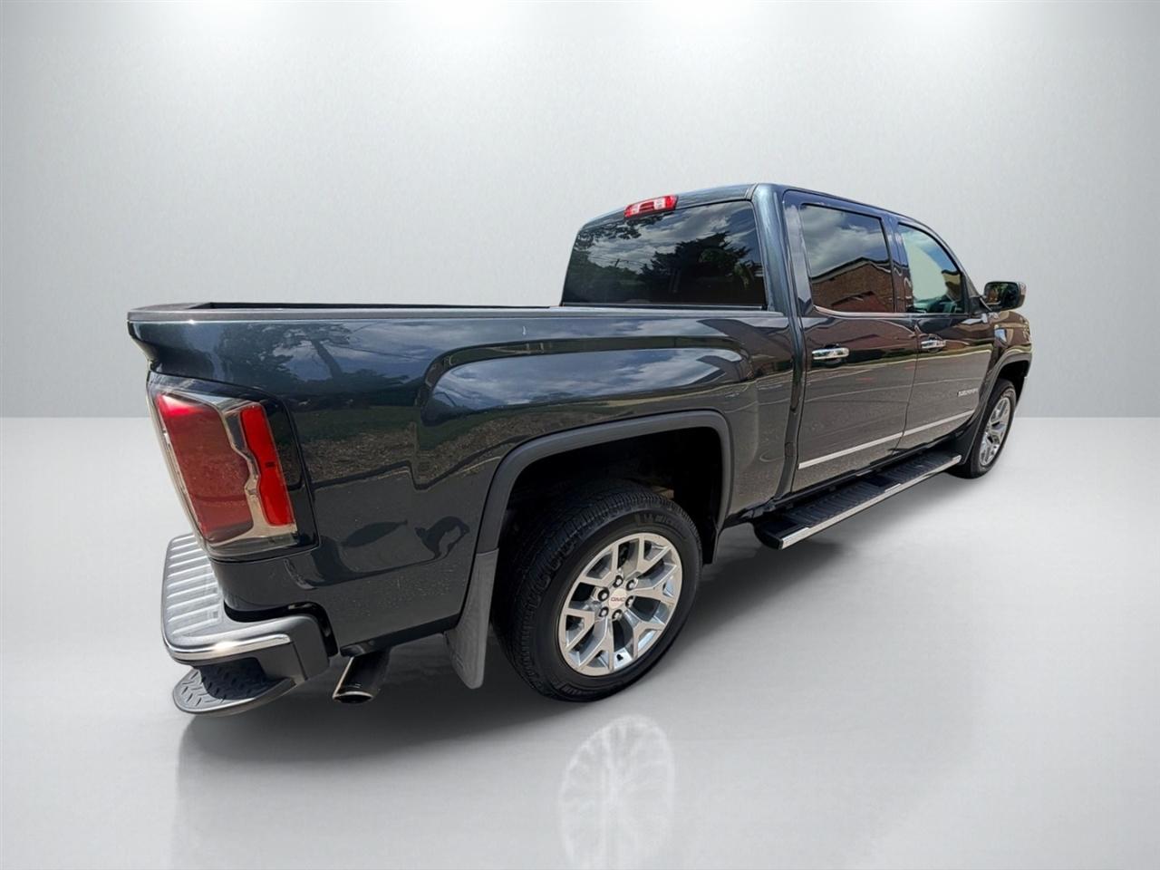 GMC Sierra 1500 SLT Crew Cab Short Box 4WD 2018