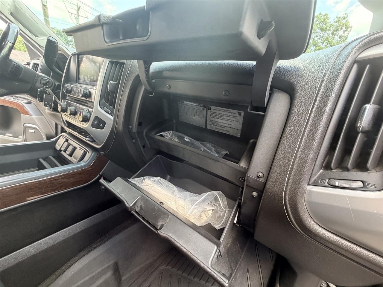 GMC Sierra 1500 SLT Crew Cab Short Box 4WD 2018