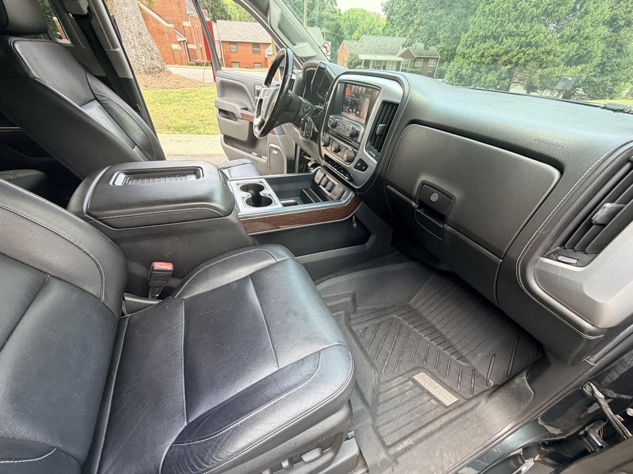 GMC Sierra 1500 SLT Crew Cab Short Box 4WD 2018