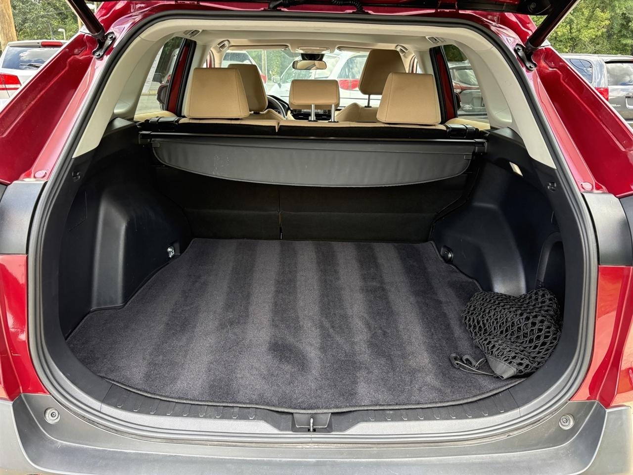 Toyota RAV4 Hybrid XLE 2022
