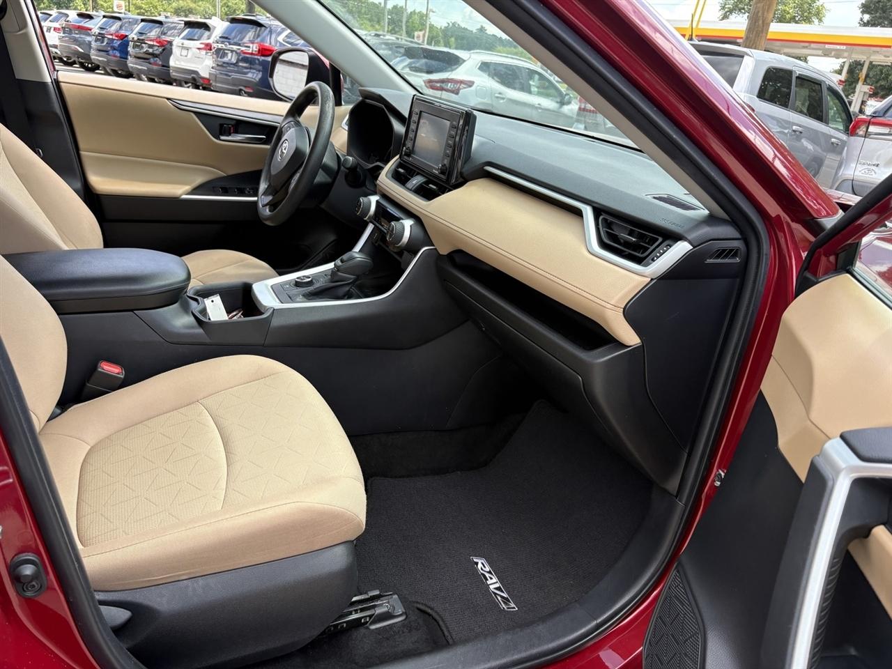 Toyota RAV4 Hybrid XLE 2022