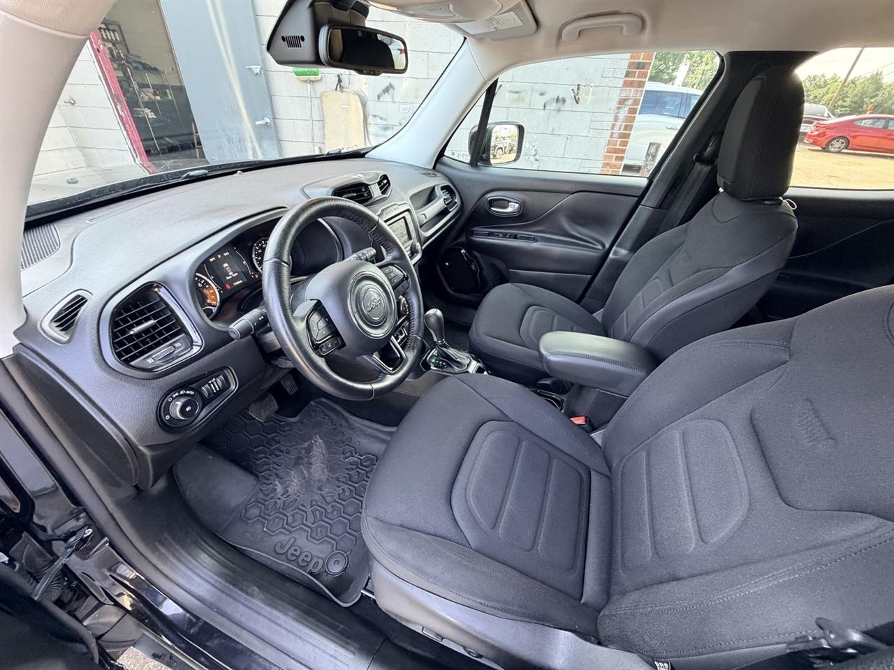 Jeep Renegade Latitude 4WD 2016