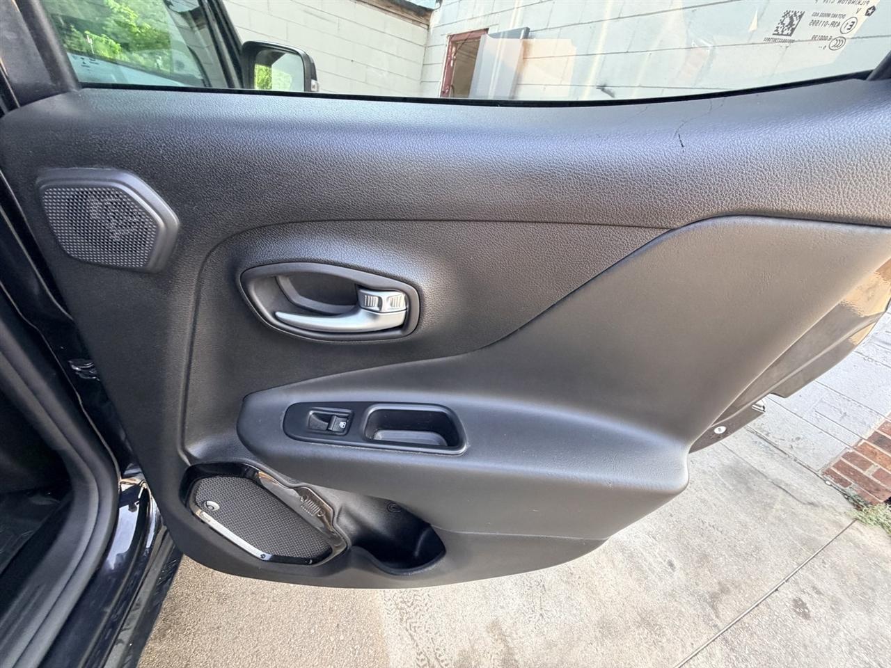 Jeep Renegade Latitude 4WD 2016