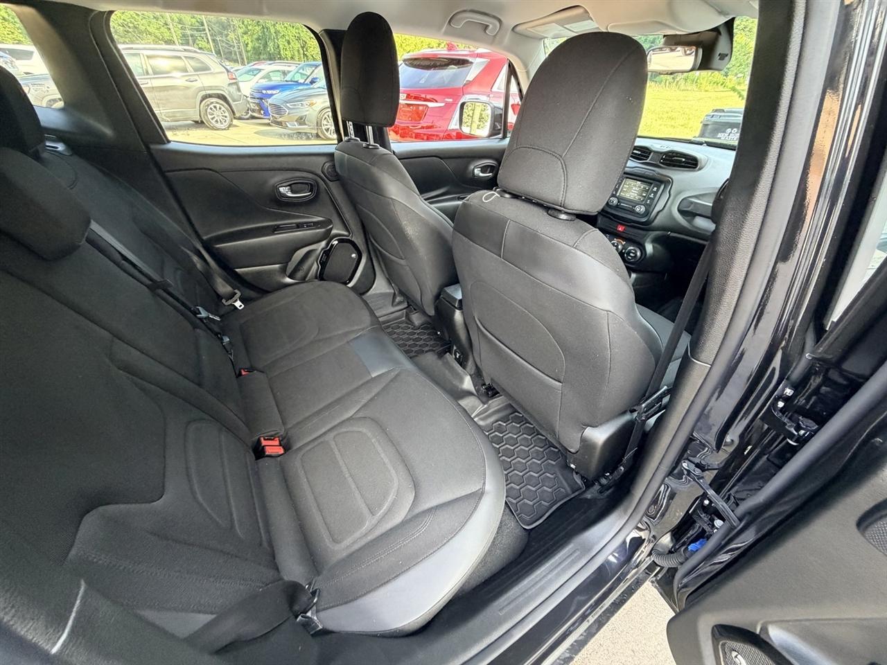 Jeep Renegade Latitude 4WD 2016
