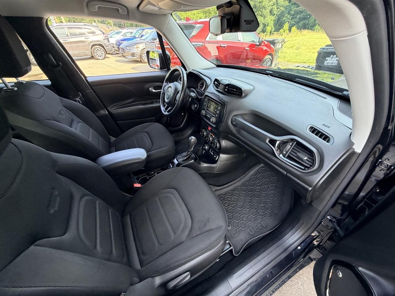 Jeep Renegade Latitude 4WD 2016