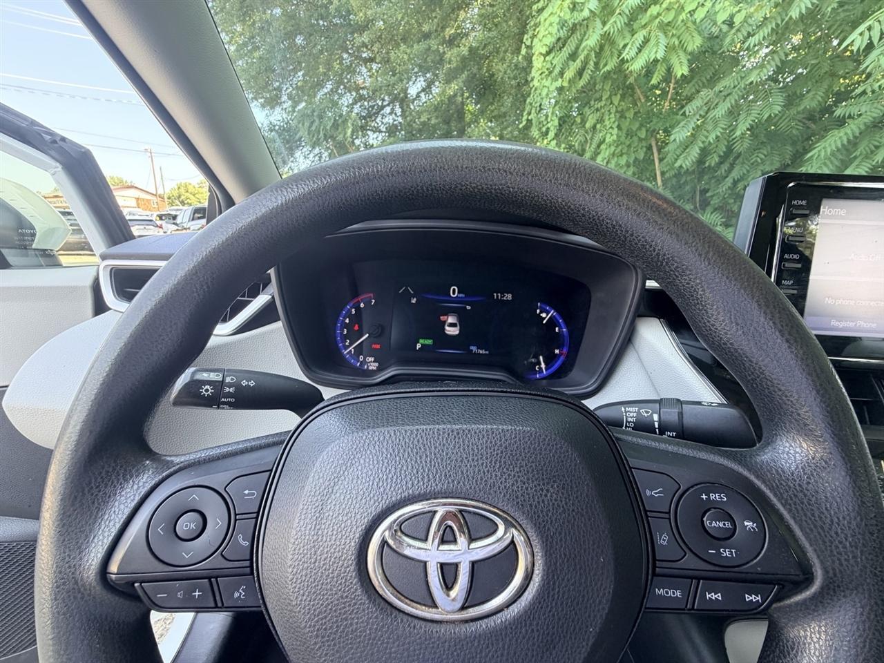 Toyota Corolla LE Hybrid 2022