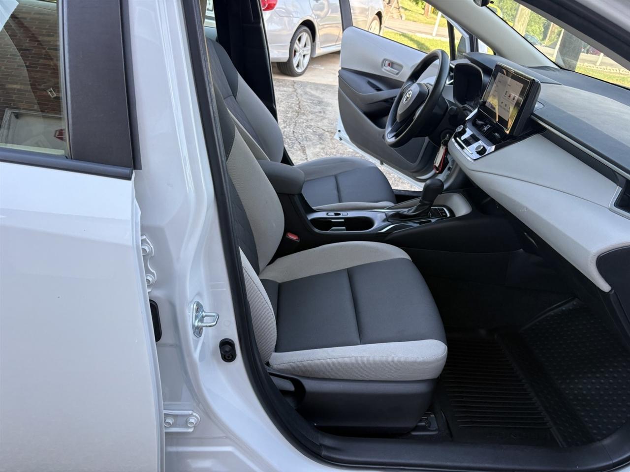 Toyota Corolla Hybrid LE 2023