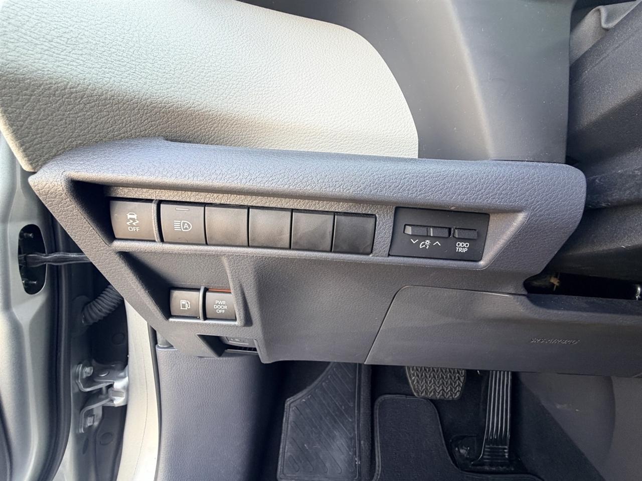 Toyota Sienna XLE 7-Passenger AWD 2023
