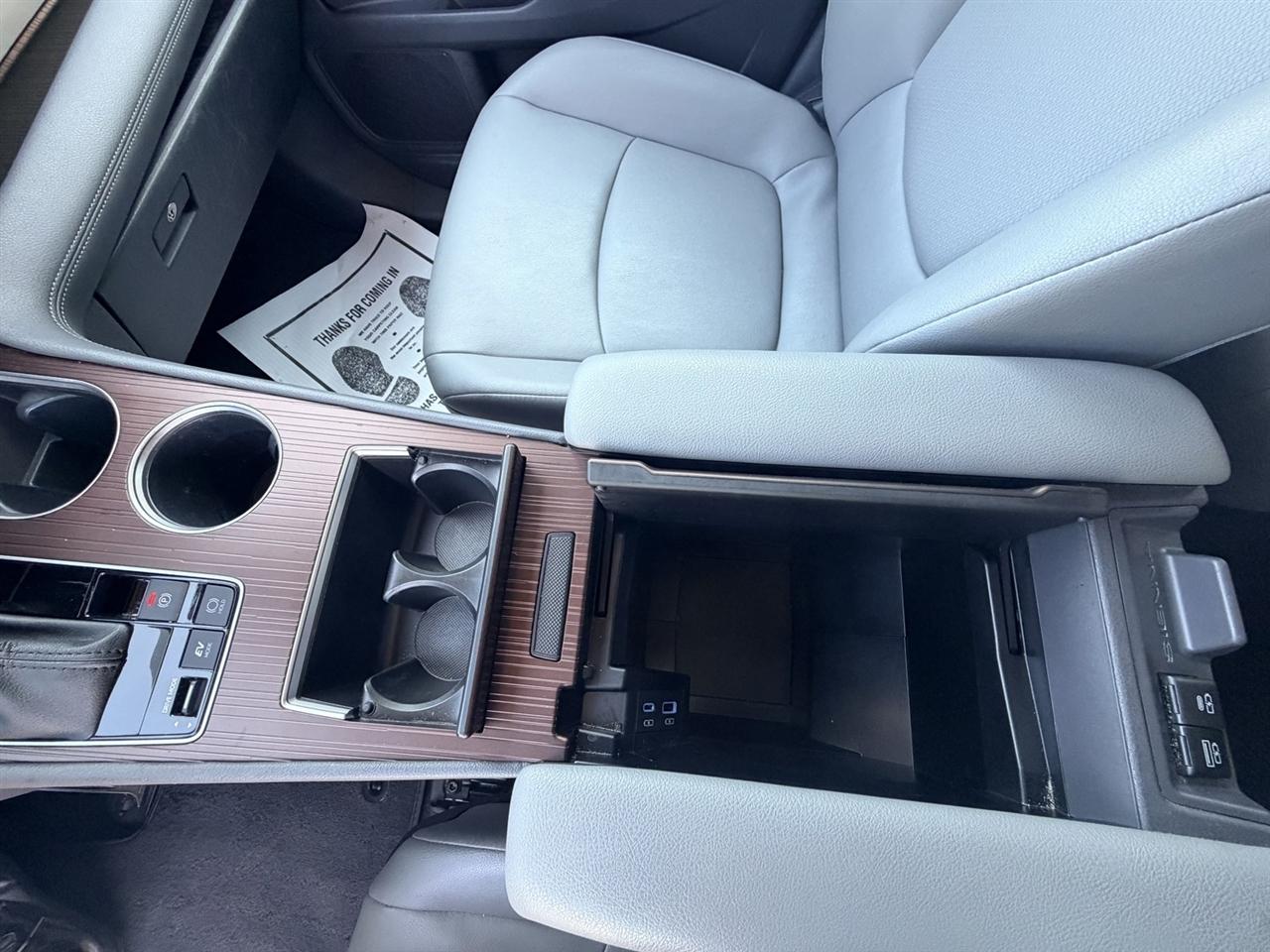 Toyota Sienna XLE 7-Passenger AWD 2023