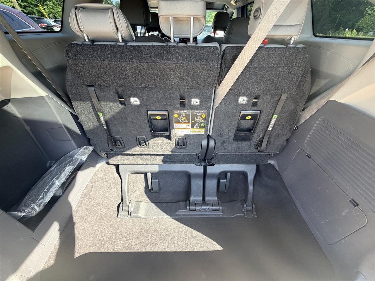 Toyota Sienna XLE 7-Passenger AWD 2023