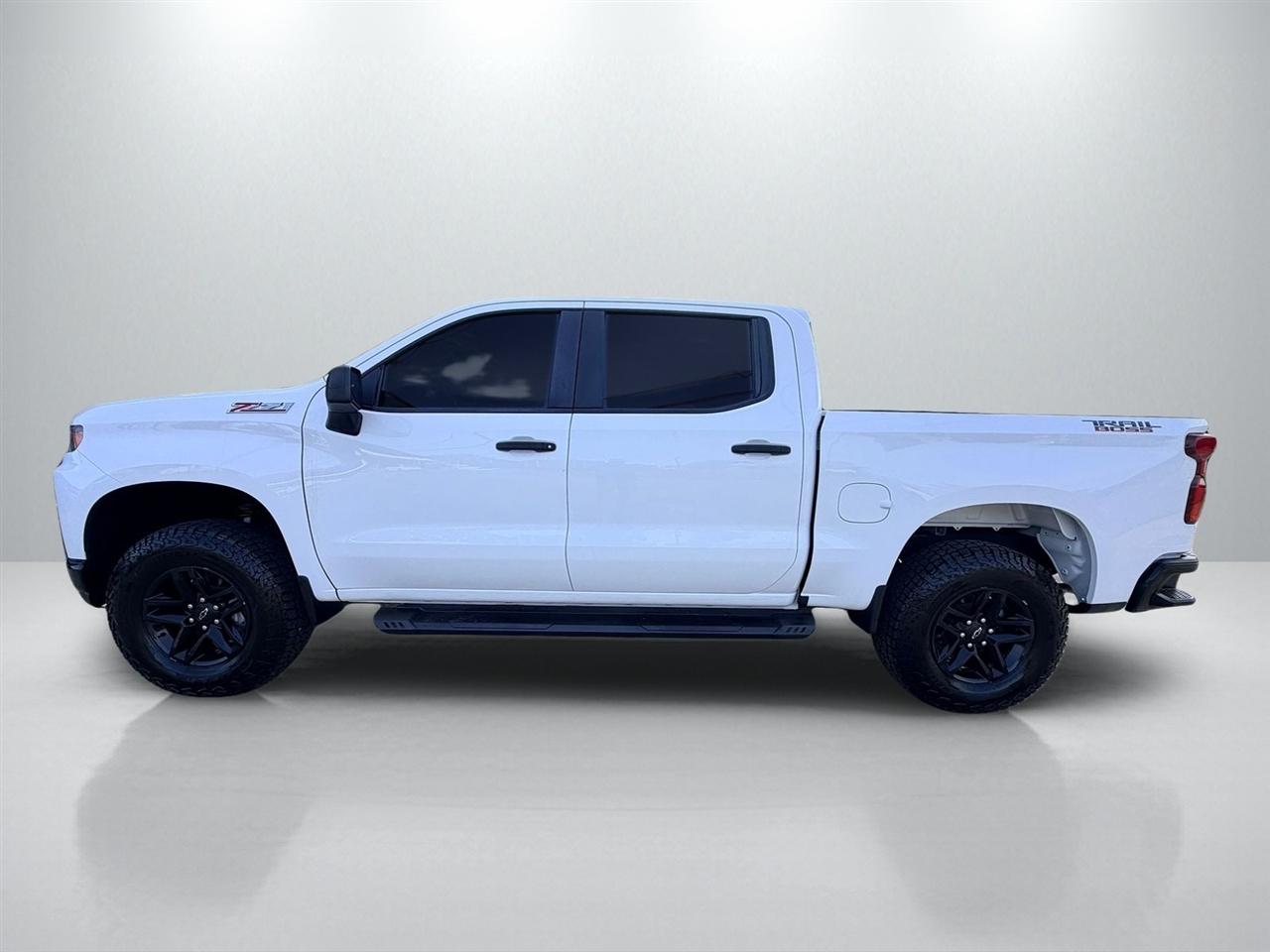 Chevrolet Silverado 1500 Custom Trail Boss Crew Cab Long Box 4WD 2019