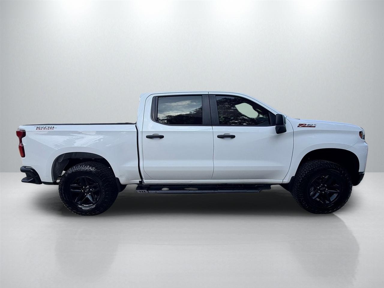 Chevrolet Silverado 1500 Custom Trail Boss Crew Cab Long Box 4WD 2019