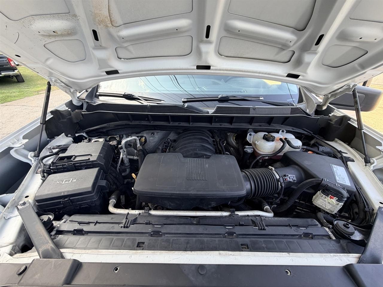Chevrolet Silverado 1500 Custom Trail Boss Crew Cab Long Box 4WD 2019