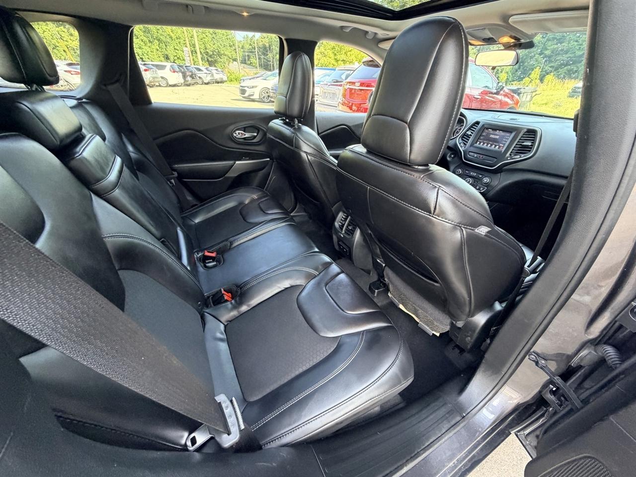 Jeep Cherokee Latitude Plus FWD 2019