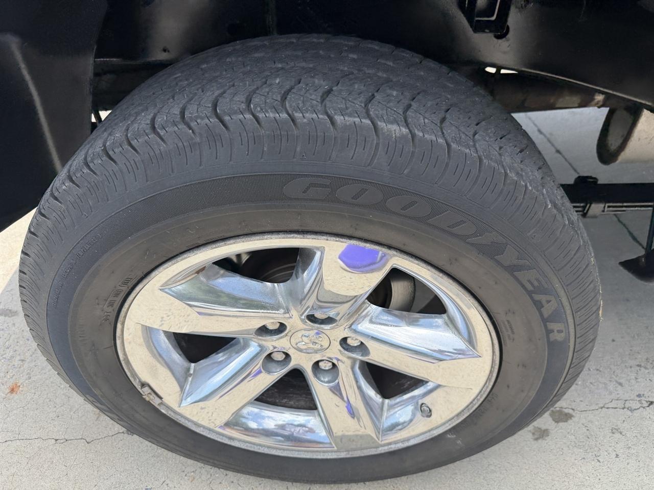 Dodge Ram 1500 Laramie Quad Cab 4WD 2008