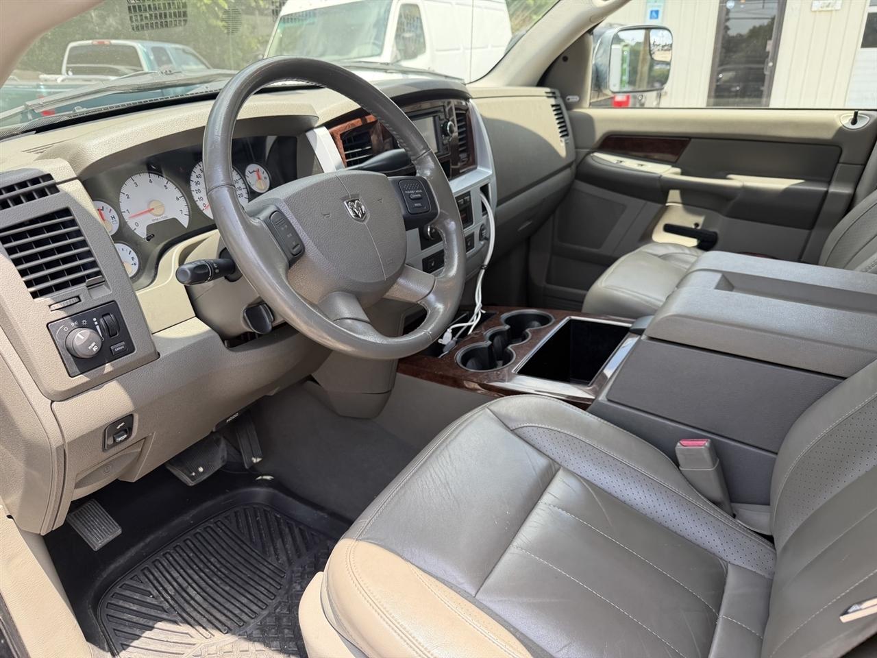 Dodge Ram 1500 Laramie Quad Cab 4WD 2008