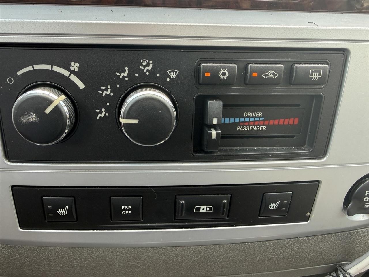 Dodge Ram 1500 Laramie Quad Cab 4WD 2008