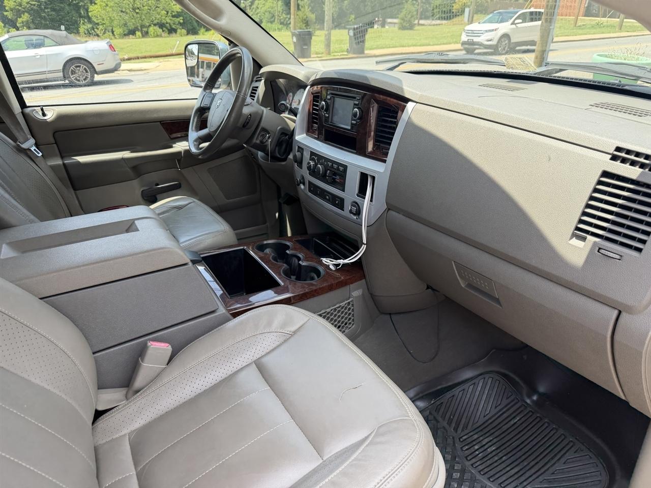 Dodge Ram 1500 Laramie Quad Cab 4WD 2008