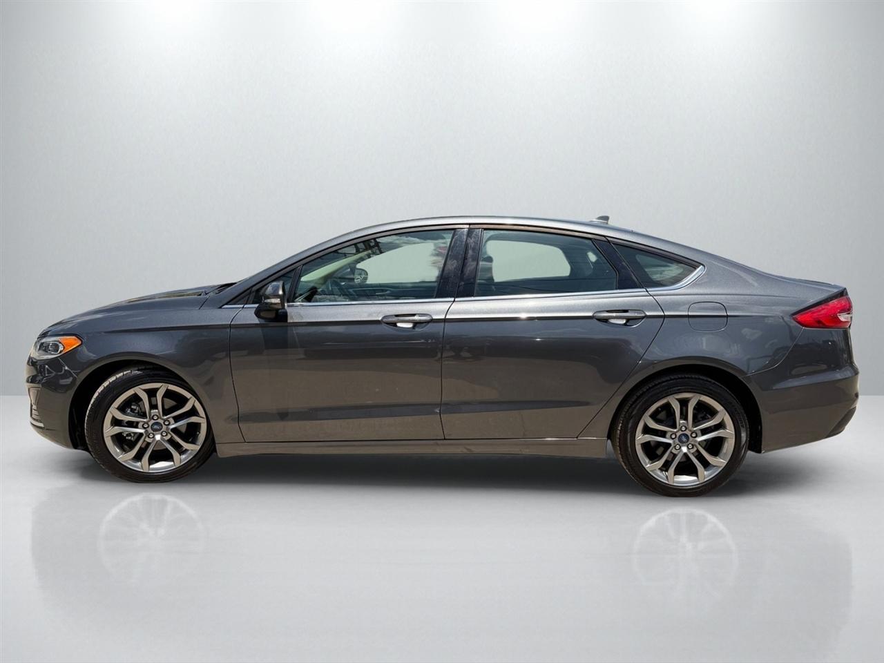 Ford Fusion SEL 2020