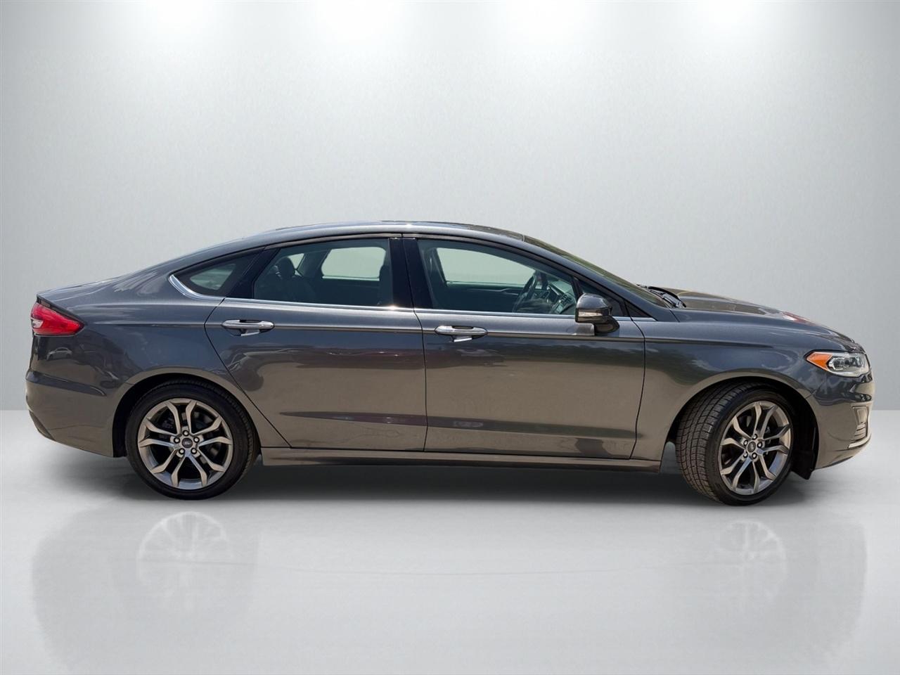 Ford Fusion SEL 2020