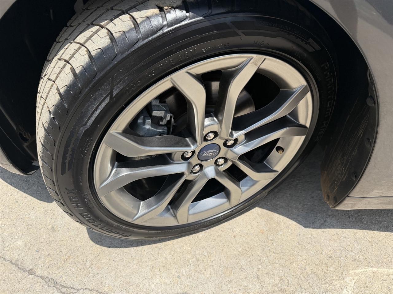 Ford Fusion SEL 2020