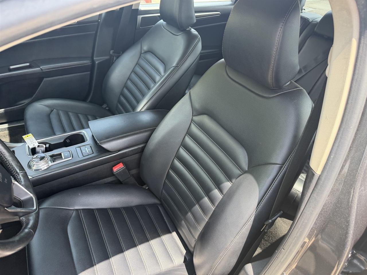 Ford Fusion SEL 2020