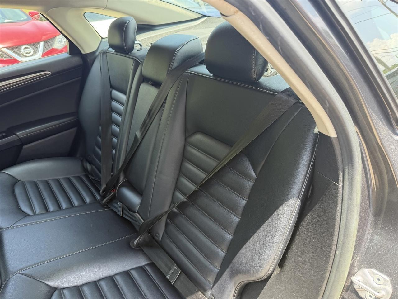 Ford Fusion SEL 2020