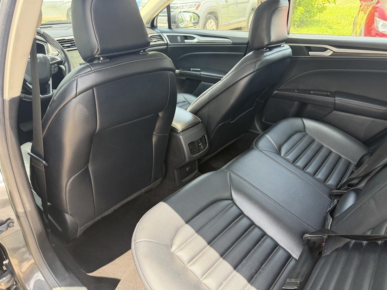 Ford Fusion SEL 2020