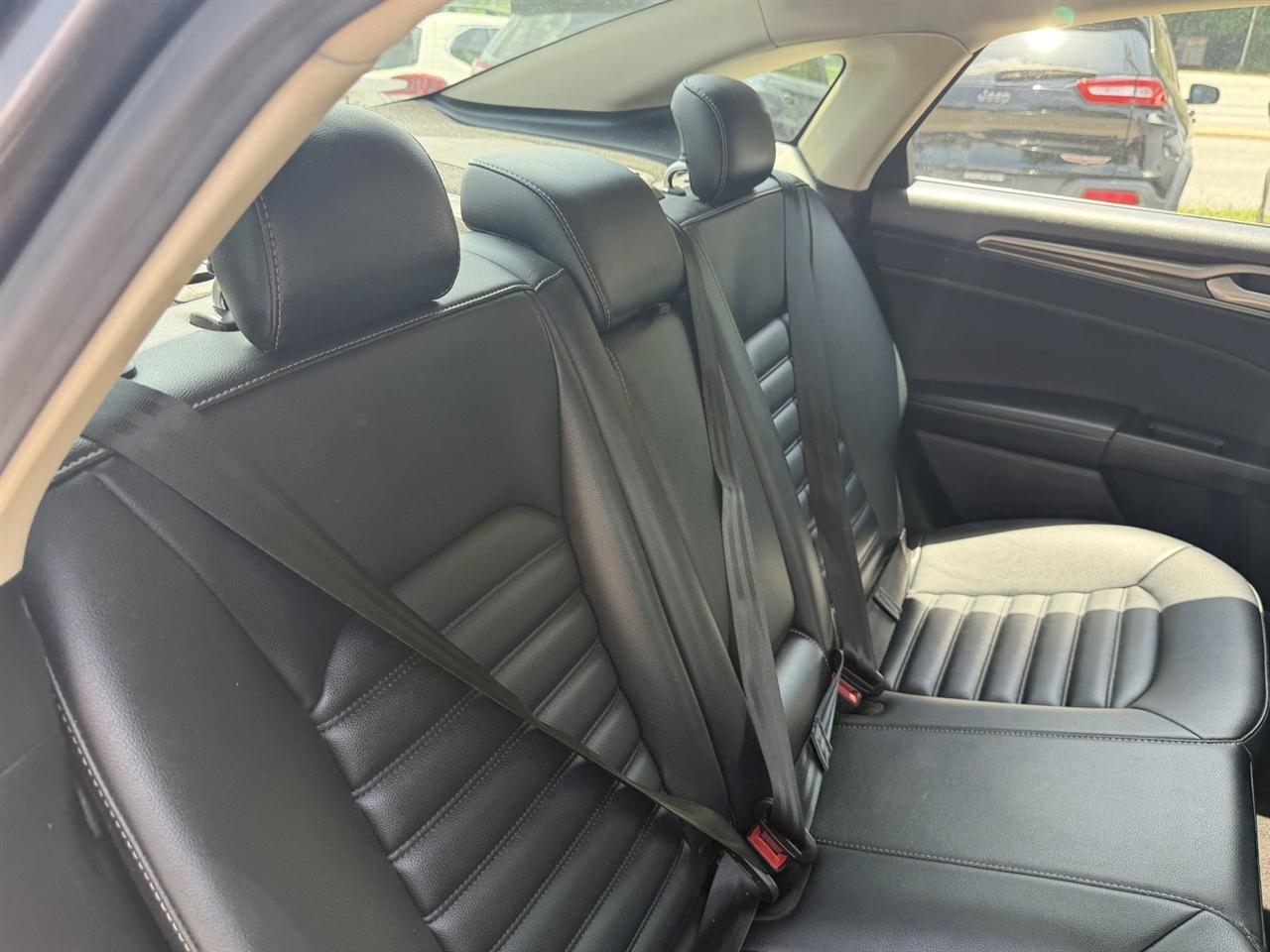 Ford Fusion SEL 2020
