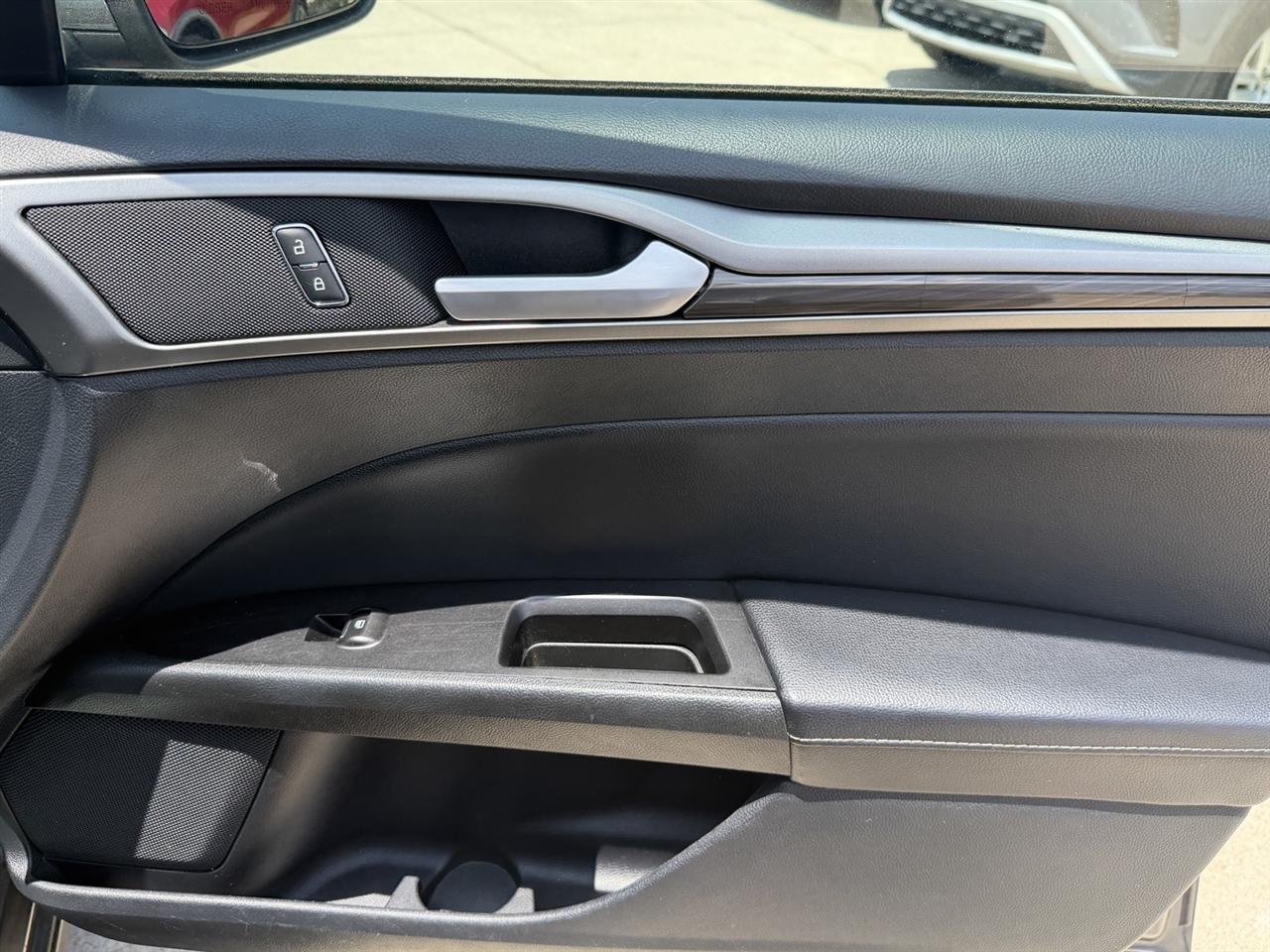 Ford Fusion SEL 2020