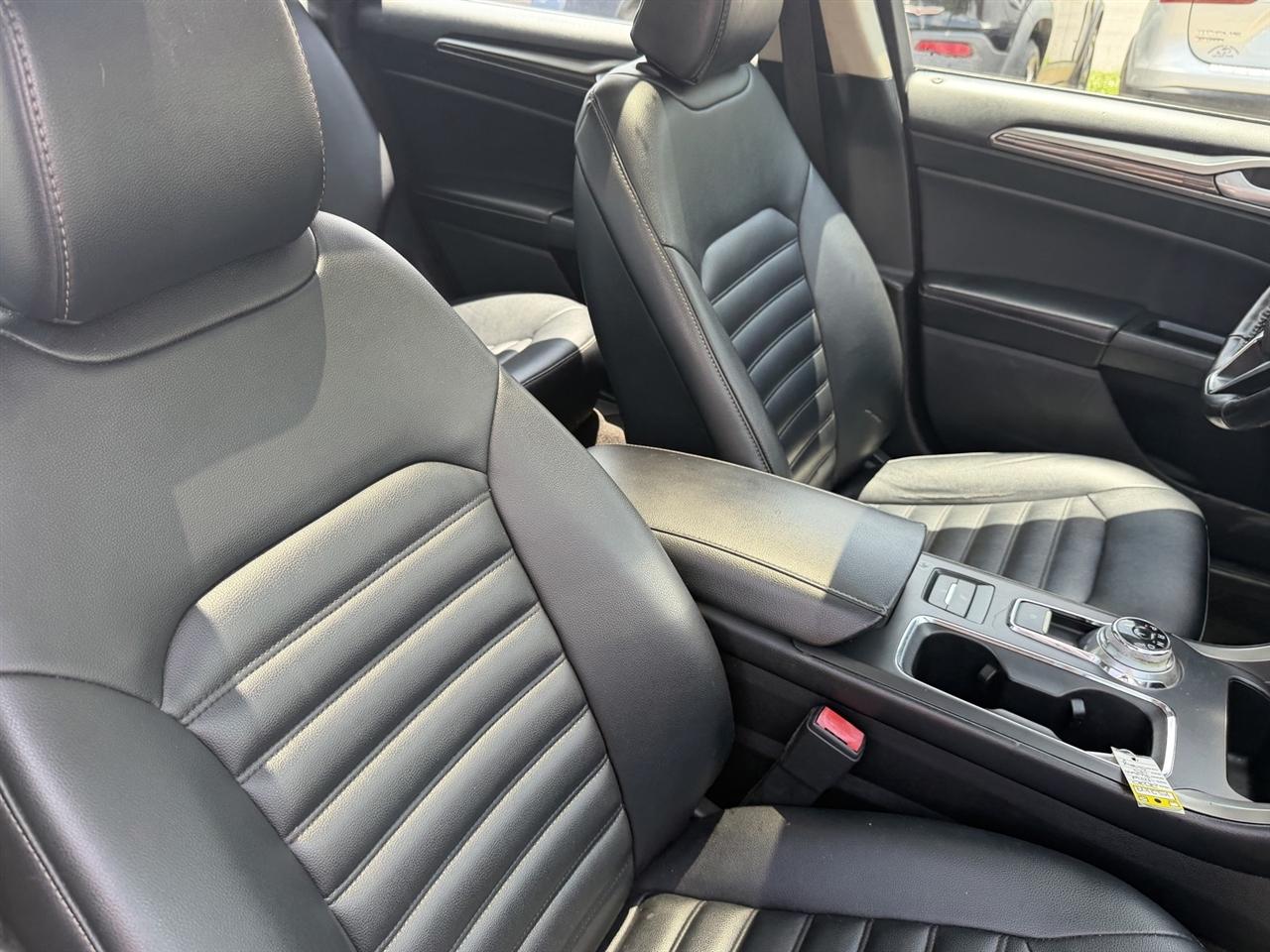 Ford Fusion SEL 2020