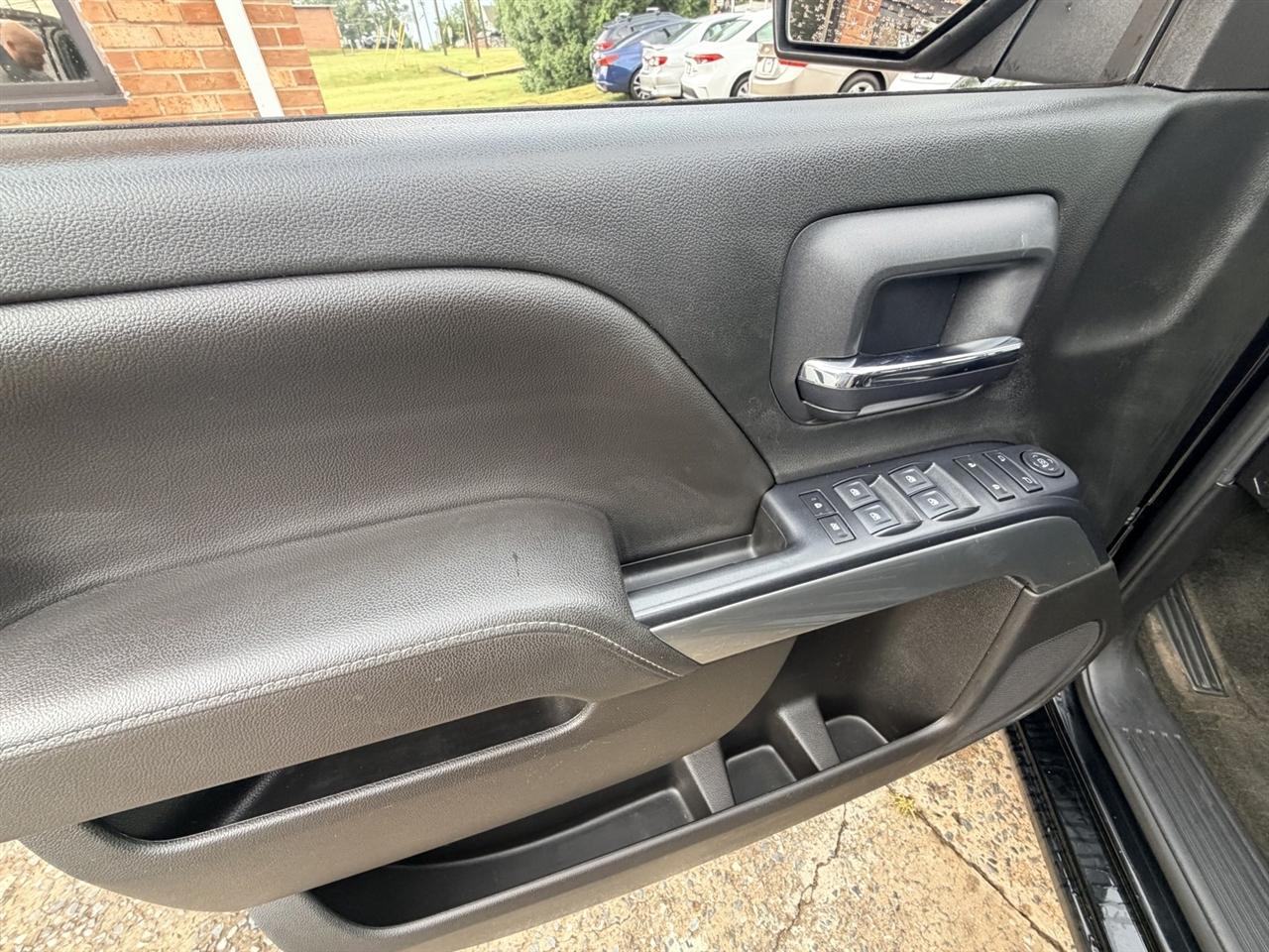 Chevrolet Silverado 1500 LT Crew Cab 4WD 2018