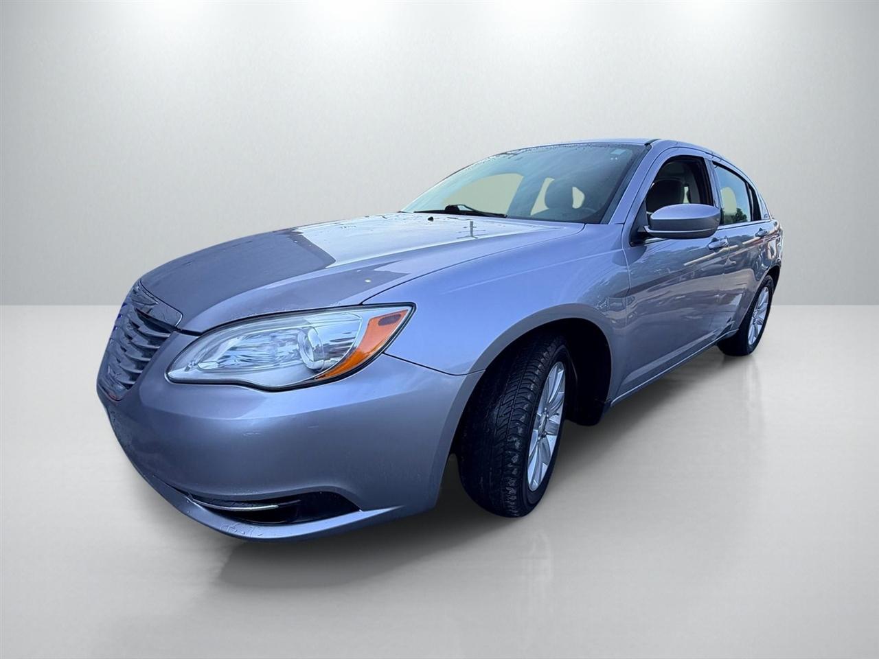 Chrysler 200 Touring 2013