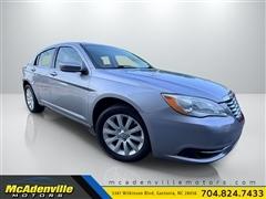 2013 Chrysler 200 