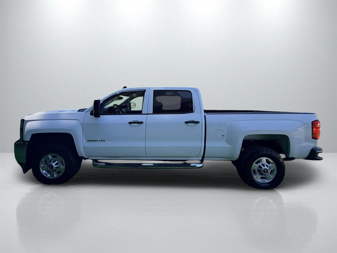 Chevrolet Silverado 2500HD Work Truck Crew Cab 4WD 2015