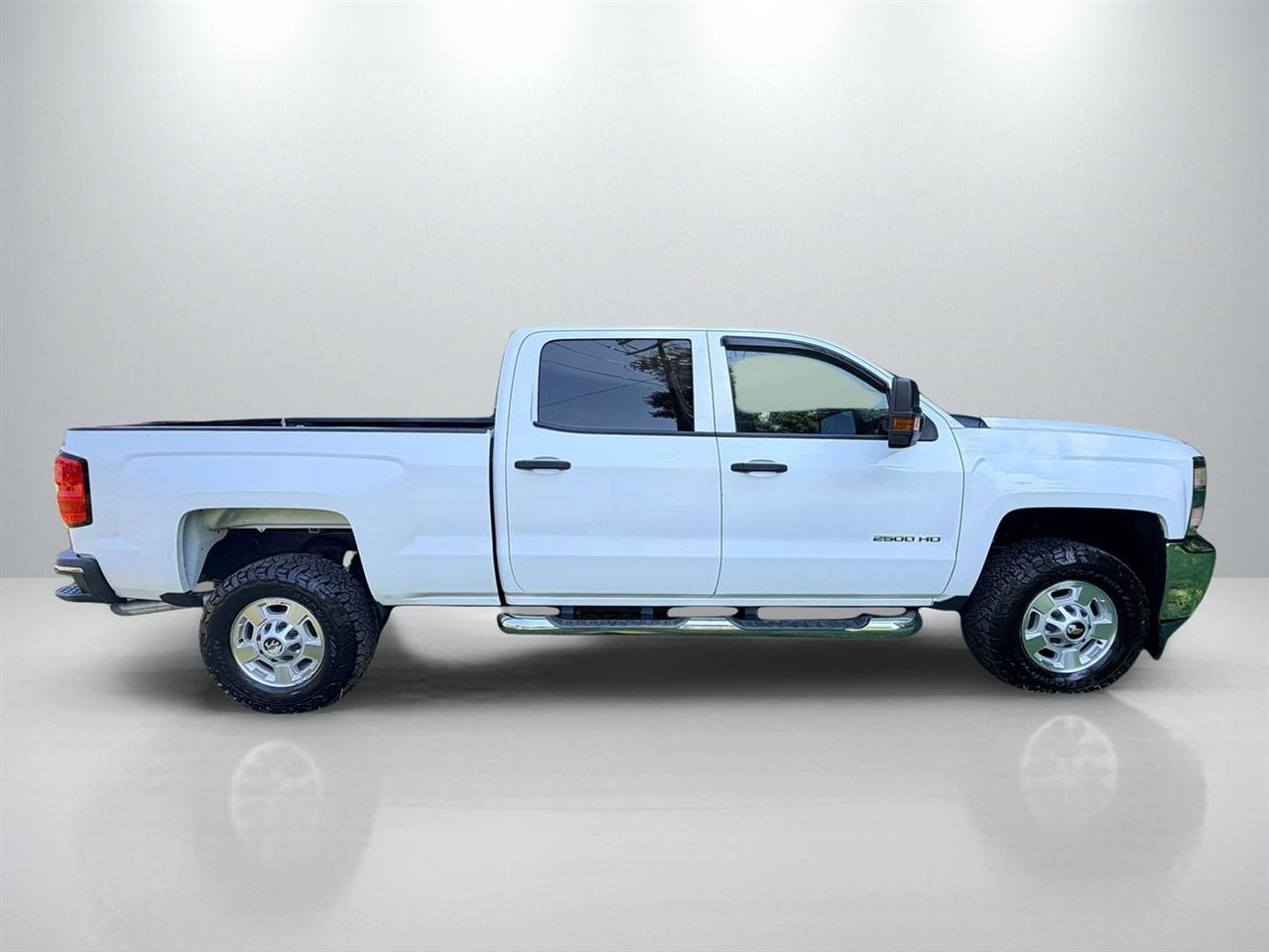 Chevrolet Silverado 2500HD Work Truck Crew Cab 4WD 2015
