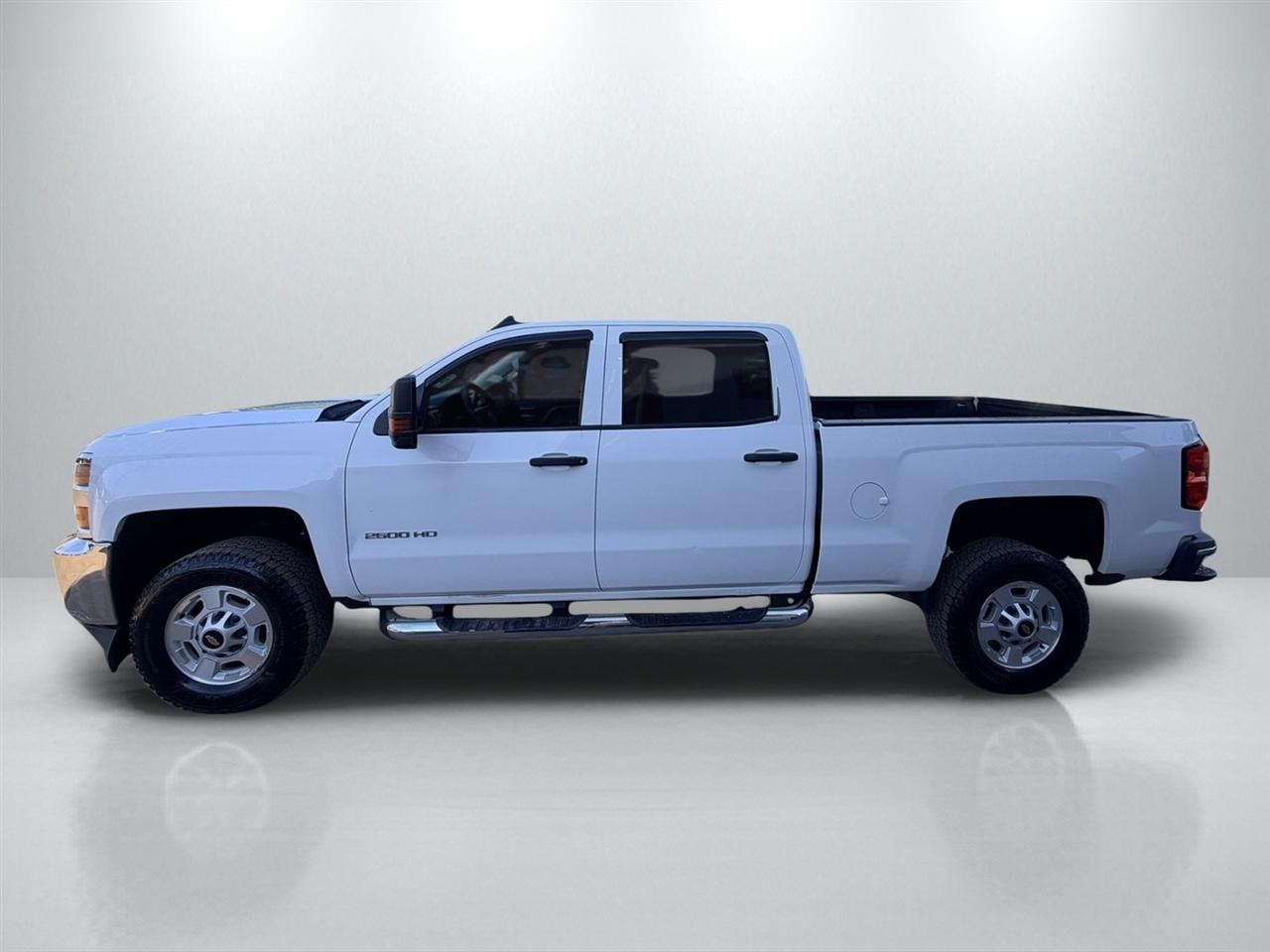 Chevrolet Silverado 2500HD Work Truck Crew Cab 4WD 2015
